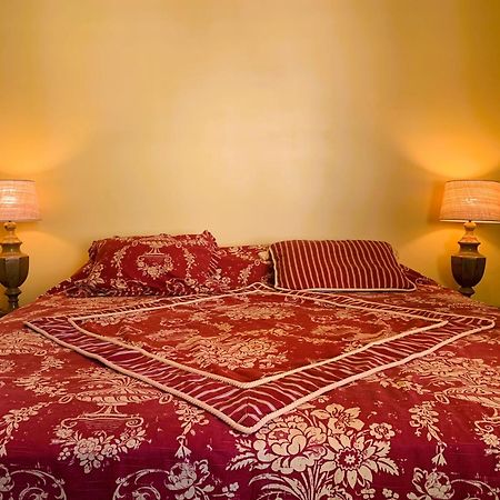 Place Du Palais Des Papes 3 Chambres Parking Climatisation 3 Salles De Bain アヴィニョン エクステリア 写真