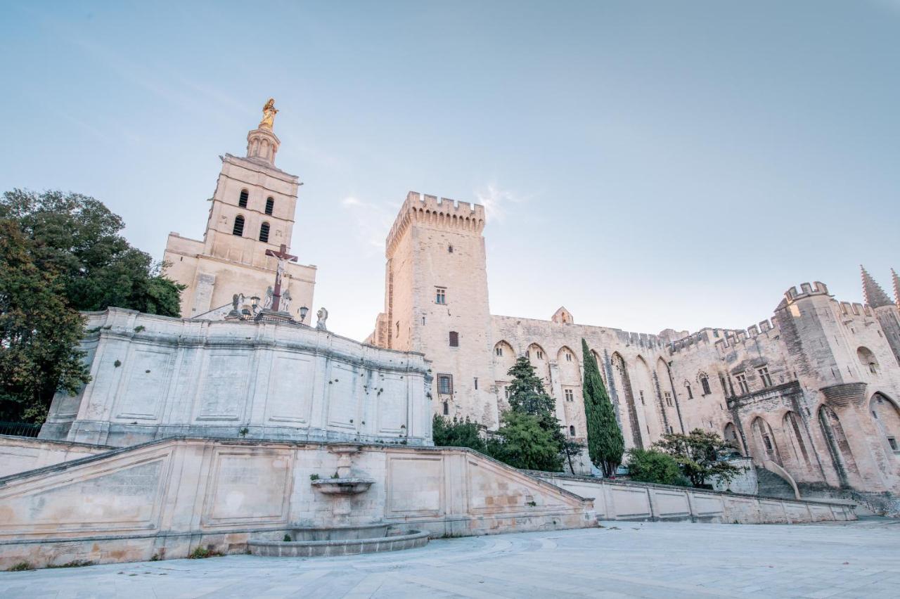 Place Du Palais Des Papes 3 Chambres Parking Climatisation 3 Salles De Bain アヴィニョン エクステリア 写真