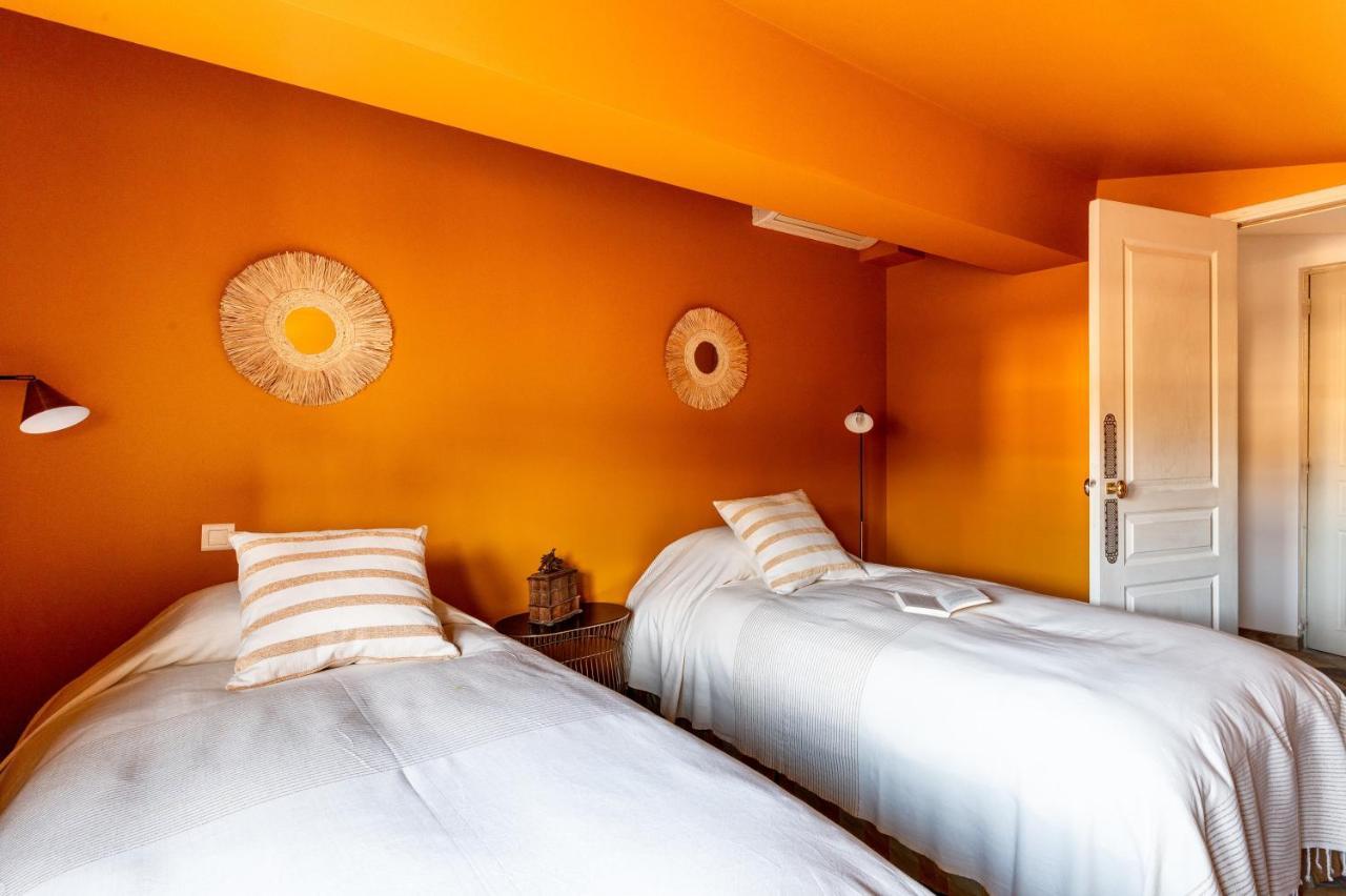 Place Du Palais Des Papes 3 Chambres Parking Climatisation 3 Salles De Bain アヴィニョン エクステリア 写真