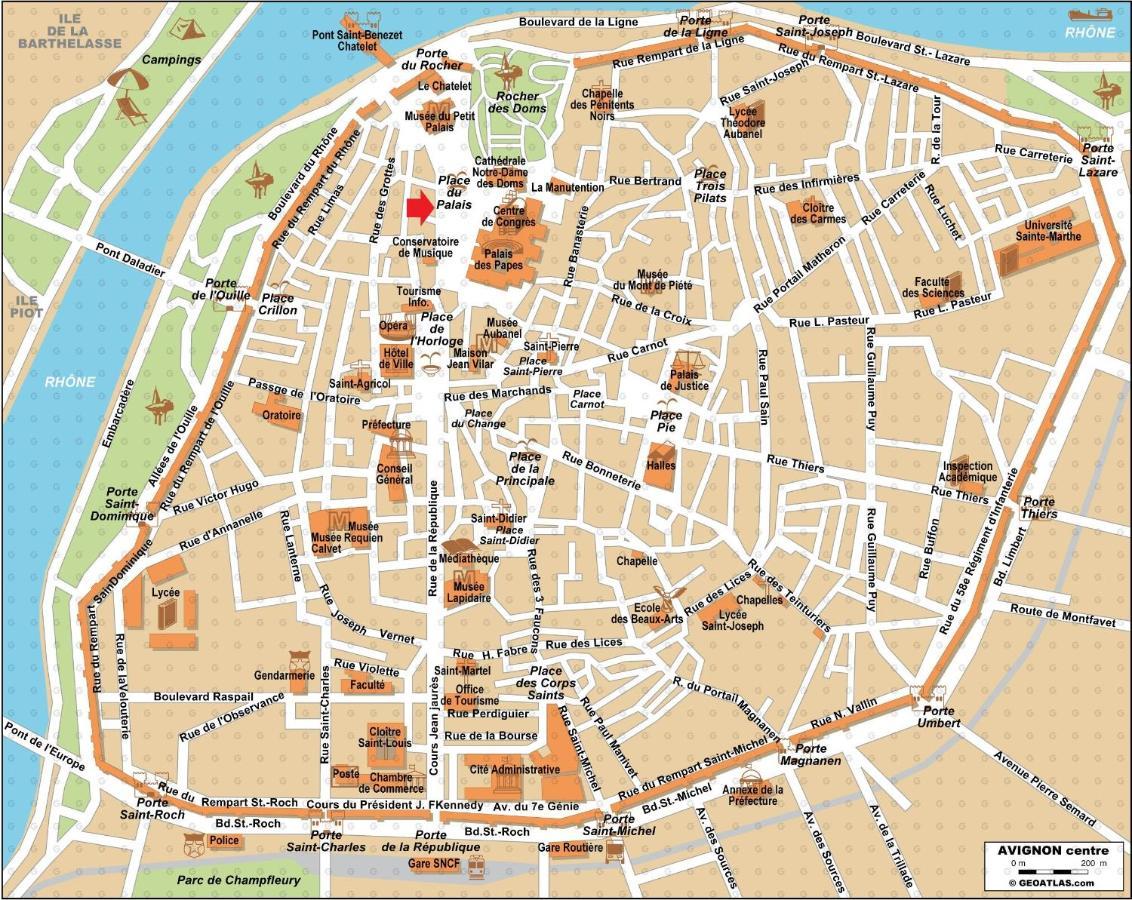 Place Du Palais Des Papes 3 Chambres Parking Climatisation 3 Salles De Bain アヴィニョン エクステリア 写真